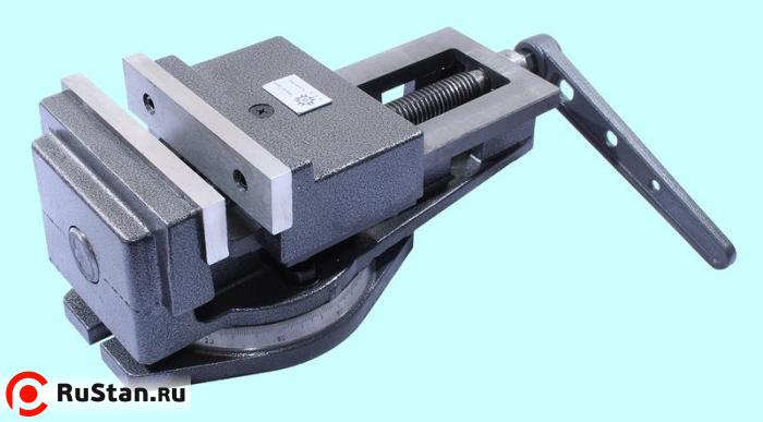 Тиски Станочные 200мм чугунные поворотные с открытым винтом, ход губок 210мм QB200 "TLX" фото №1 Тиски Станочные 200мм чугунные поворотные с открытым винтом, ход губок 210мм QB200 "TLX" фото №1