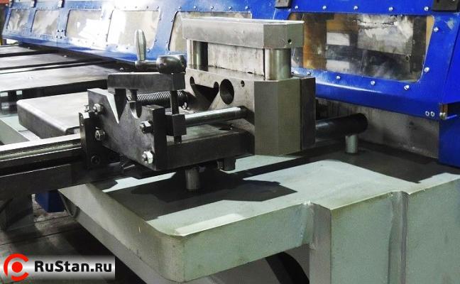 Гидравлические гильотинные ножницы НГ3428 фото №6 Гидравлические гильотинные ножницы НГ3428 фото №6