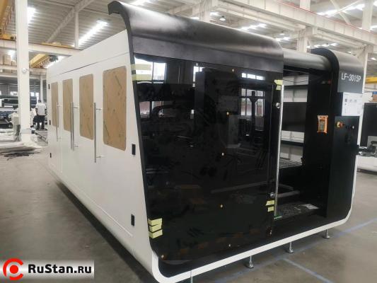 Станок лазерной резки металла с кабинетной защитой G-Weike LF3015P 3000вт IPG фото №5 LF3015P-3000 IPG фото №5