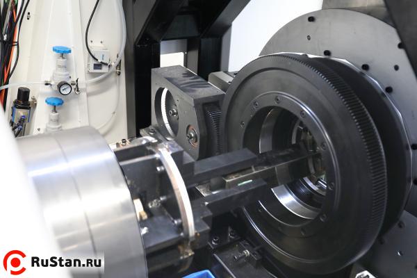 Лазерный труборез для круглых и профильных труб LF60M-2000W (IPG 2 кВт) фото №15 LF60M-2000W IPG фото №15