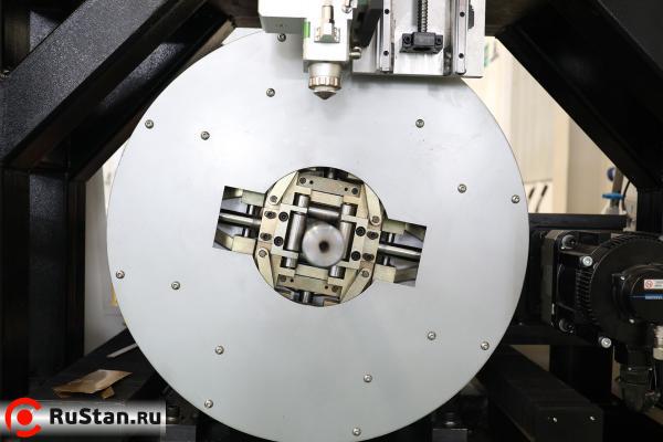 Лазерный труборез для круглых и профильных труб LF60M-1500W (Raycus 1,5 кВт) фото №6 LF60M-1500W фото №6