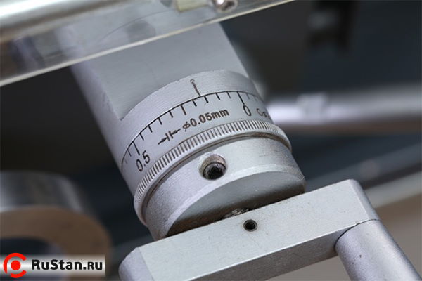 Цена деления лимба поперечной подачи – 0,05 мм. фото №12 METAL MASTER MML 1830 фото №12