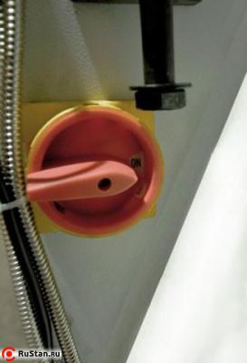 В электроцепи станка предусмотрена ручка аварийного отключения. фото №16 METAL MASTER X36100 фото №16