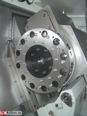 Резцедержка с приводным инструментом фото №3 Резцедержка с приводным инструментом фото №3