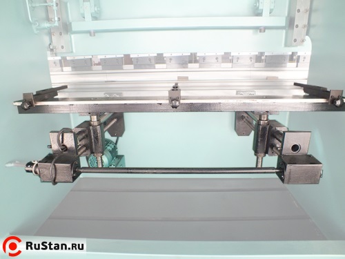 Упор задний с электро-механическим приводом ИБ1424 фото №5 Упор задний с электро-механическим приводом ИБ1424 фото №5