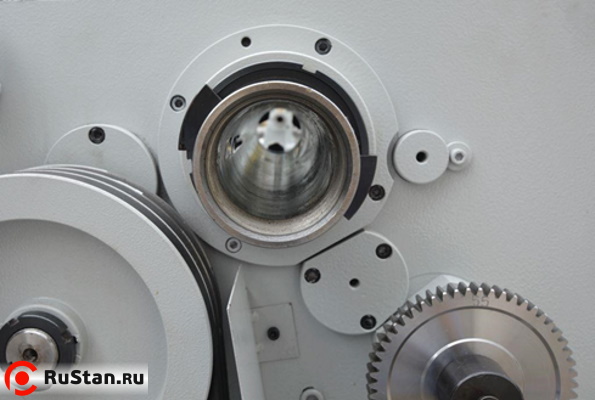 Внутренний диаметр шпинделя составляет 80 мм. фото №5 METAL MASTER Z56150 фото №5