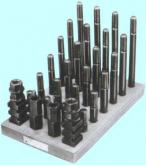 Набор сухарей, гаек и  шпилек из 38-ми предметов  9,7 М8х1,25 на дер. подставке (YT-0601) 