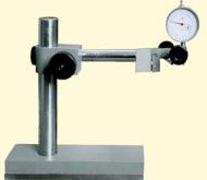Штатив для измер. головок типа Ш-II Н-8 с индикатором ИЧ10-2М кл.точн.1(0,01) d=8Н8 (КРИН)г.в.1987-91