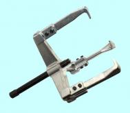 Съемник Винтовой 200х150мм 3 захвата передвижной (TD0704/4) 