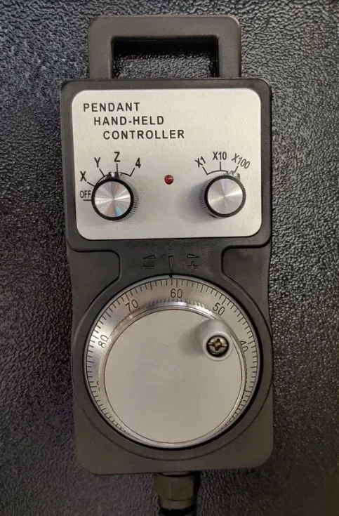 Маховик перемещения по осям